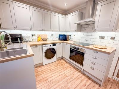 ALTERNATE VIEW OF KITCHEN